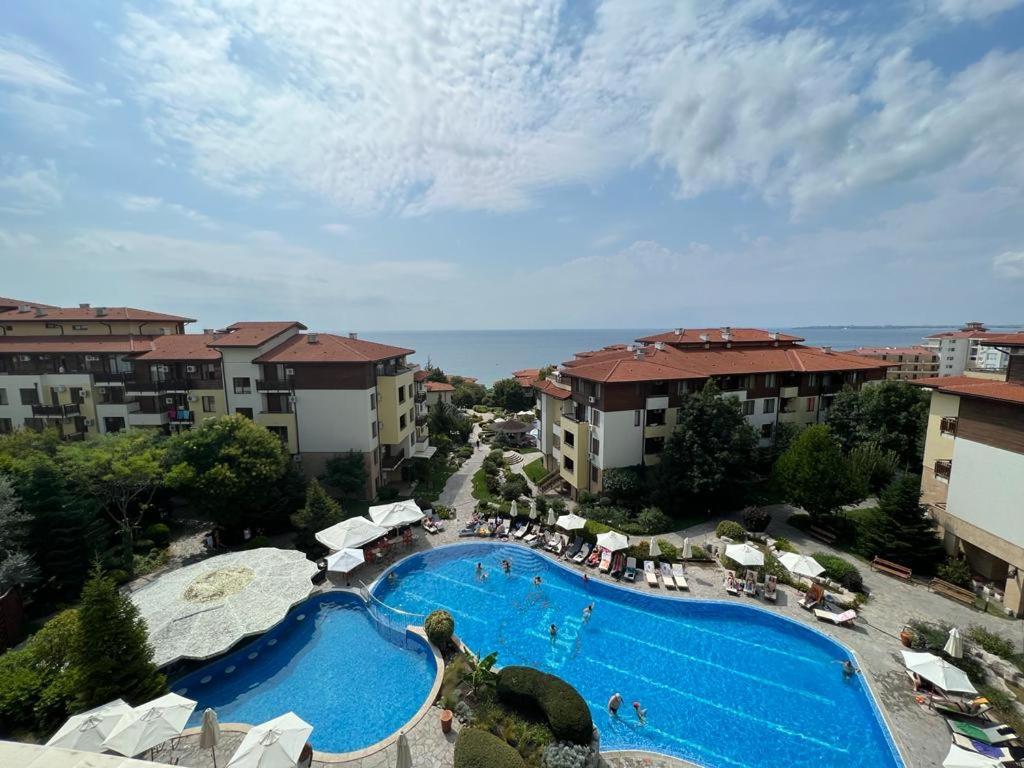 Psb Apartments In Gardens Of Eden Sveti Vlas Eksteriør bilde