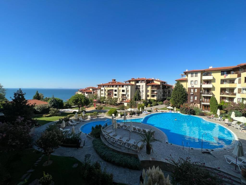 Psb Apartments In Gardens Of Eden Sveti Vlas Eksteriør bilde